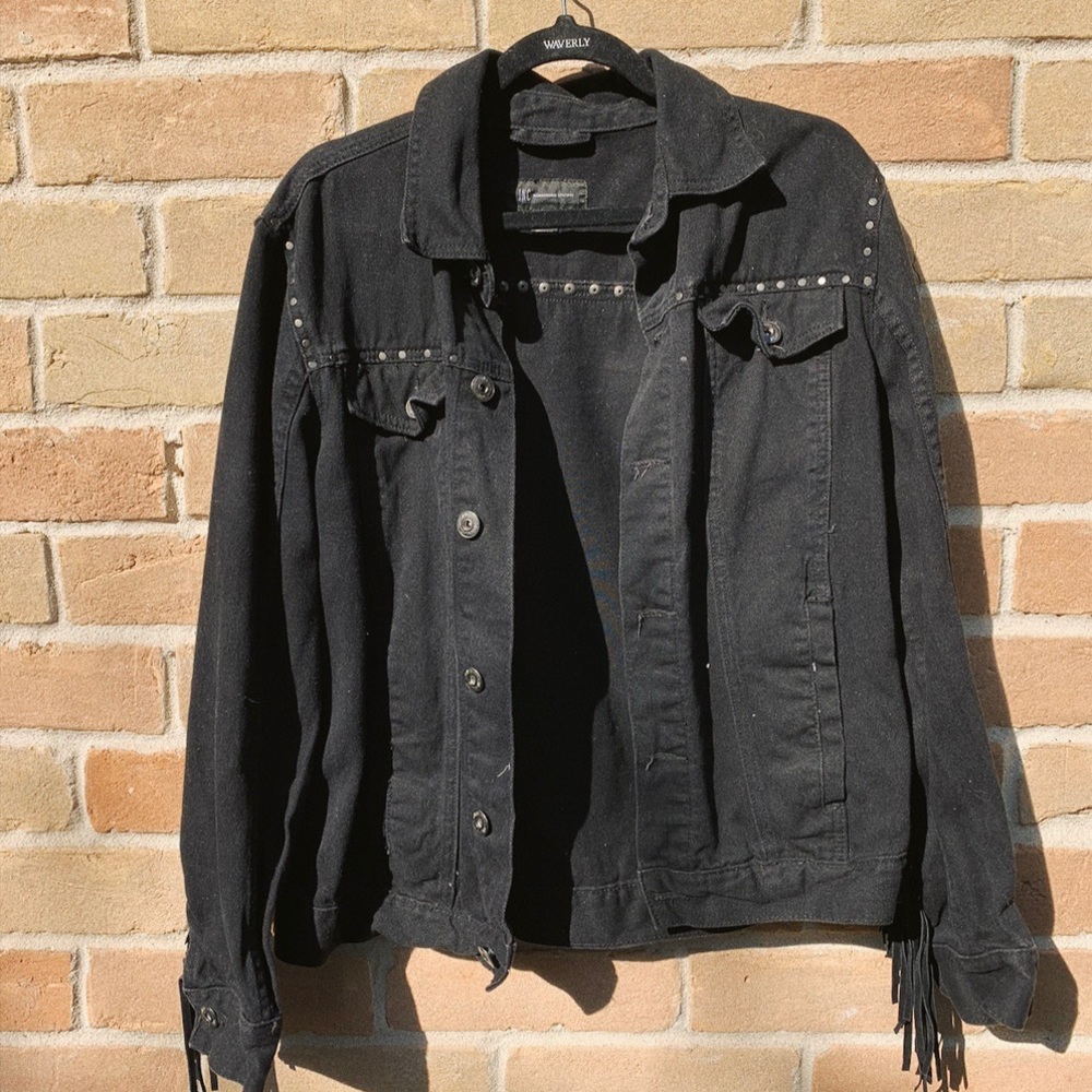 🤩 I.N.C FRINGE HEAVYWEIGHT BLACK JEAN JACKET🤩